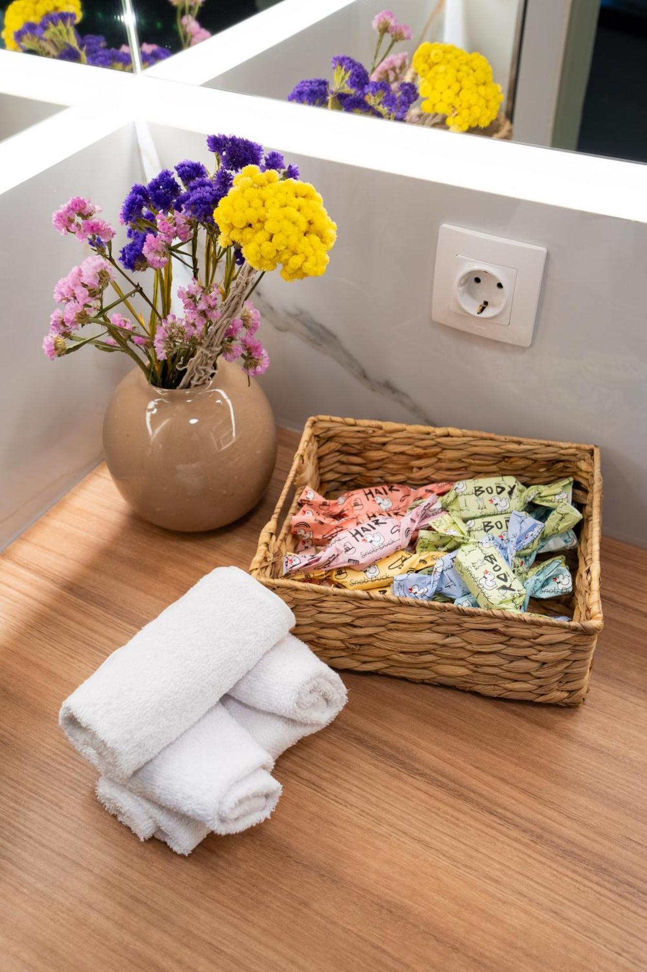 Nyx Guesthouse تريبوليس المظهر الخارجي الصورة